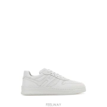 Hogan 25FW ȣ�� ����Ŀ�� HXW6300EU54TZW B001 White25FW ȣ�� ����Ŀ�� HXW6300EU54TZW B001 White