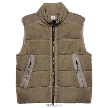 CP company 26FW ���� ���۴� �е� 21CMVE114A006369S R30 RE COLOR BROWN26FW ���� ���۴� �е� 21CMVE114A006369S R30 RE COLOR B