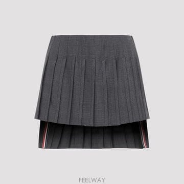 Thom Browne 26FW ����� �� ��ĿƮ FGR101B F1304 025 DARK GREY26FW ����� �� ��ĿƮ FGR101B F1304 025 DARK GREY