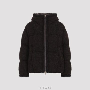 Moncler 26FW ��Ŭ���� �е� L20931A00231 599VV 262 BROWN26FW ��Ŭ���� �е� L20931A00231 599VV 262 BROWN