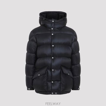 Moncler 26FW ��Ŭ���� �е� L20911A00224 597XQ 999 BLACK26FW ��Ŭ���� �е� L20911A00224 597XQ 999 BLACK