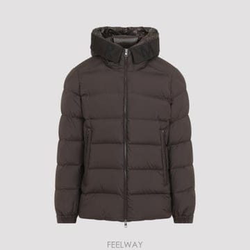 Moncler 26FW ��Ŭ���� �е� L20911A00222 597YW 258 BROWN26FW ��Ŭ���� �е� L20911A00222 597YW 258 BROWN