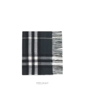 Burberry 26SS ������ üũ ĳ�ù̾� ��ī�� 8112629 C1221 GREEN26SS ������ üũ ĳ�ù̾� ��ī�� 8112629 C1221 GREEN