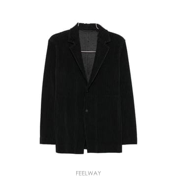Issey Miyake 26FW �ȹ� �ø��� �̼��� �̾��� ���� HP68JD501 1526FW �ȹ� �ø��� �̼��� �̾��� ���� HP68JD501 15