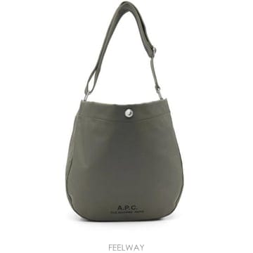 A.P.C. 26FW ����� ���� ��ÿ�� PSAKR M61939 JAA GREEN26FW ����� ���� ��ÿ�� PSAKR M61939 JAA GREEN