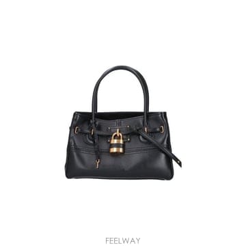 Chloe 26FW ���ο� ����� 26WS823S60 001 Black26FW ���ο� ����� 26WS823S60 001 Black