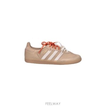 Adidas 26FW �Ƶ�ٽ� ����Ŀ�� KI8140 MAGBEI CREWHT CARDBO Beige26FW �Ƶ�ٽ� ����Ŀ�� KI8140 MAGBEI CREWHT CARDBO Bei