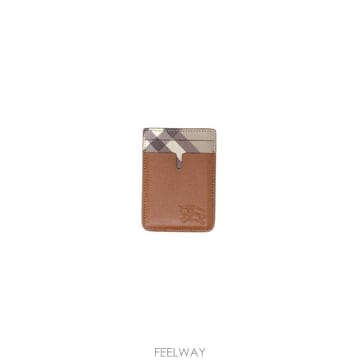 Burberry 26FW ������ ī������ 8127570 B8630 Brown26FW ������ ī������ 8127570 B8630 Brown