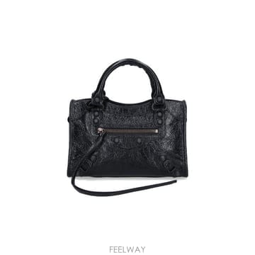 Balenciaga 26FW �߷��þư� �� ��Ƽ �� 865763 2ACFH 1000 Black26FW �߷��þư� �� ��Ƽ �� 865763 2ACFH 1000 Black