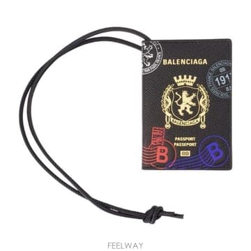 Balenciaga 26FW �߷��þư� Ű�� 866733 2ACGS 1084 multicolor26FW �߷��þư� Ű�� 866733 2ACGS 1084 multicolor