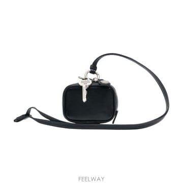 Acne 26FW ��ũ�� ��Ʃ��� ī�޷� ����� ���̽� CG0304 900 black26FW ��ũ�� ��Ʃ��� ī�޷� ����� ���̽� CG0304 900 b