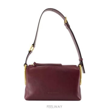 Marc Jacobs 26FW ��ũ�����߽� ����� 2P6HCR007H01 935 burgundy26FW ��ũ�����߽� ����� 2P6HCR007H01 935 burgundy