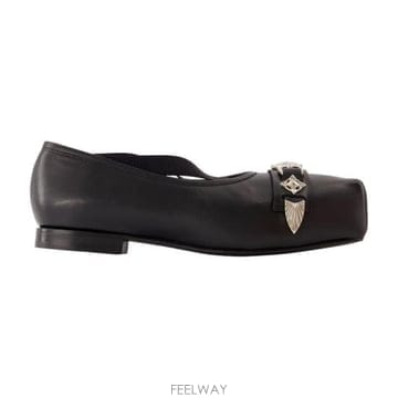 Toga Pulla 26FW �䰡 �÷� ���� FTGPW134309009 black26FW �䰡 �÷� ���� FTGPW134309009 black