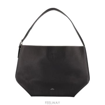 Toteme 26FW ���� ��Ʈ�� 263 WAL0138 LE0030 001 black26FW ���� ��Ʈ�� 263 WAL0138 LE0030 001 black