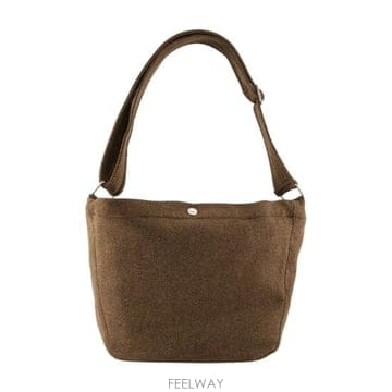 A.P.C. 26FW ����� ũ�ν��� WOATC M61939 CAA khaki26FW ����� ũ�ν��� WOATC M61939 CAA khaki