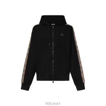 Burberry 26FW ������ ���� Ƽ���� 8130398 A1189 BLACK26FW ������ ���� Ƽ���� 8130398 A1189 BLACK
