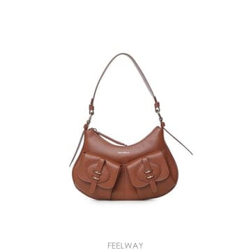COCCINELLE 26FW ��ġ�ڸ� ����� E1VGK120201 W11 COGNAC26FW ��ġ�ڸ� ����� E1VGK120201 W11 COGNAC