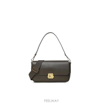 COCCINELLE 26FW ��ġ�ڸ� ����� E1U4K120101 W25 MUD26FW ��ġ�ڸ� ����� E1U4K120101 W25 MUD