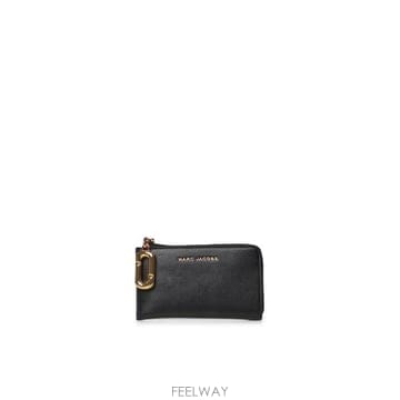 Marc Jacobs 26FW ��ũ�����߽� Ŭ��ġ �Ŀ�ġ 2P6SMP018S01 001 BLACK26FW ��ũ�����߽� Ŭ��ġ �Ŀ�ġ 2P6SMP018S01 001 BLACK