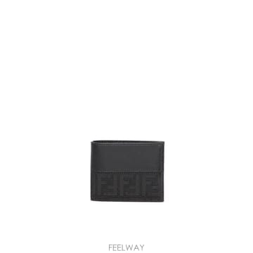 FENDI 26FW ��� �������� 7M0001 B139F0QA1 BLACK26FW ��� �������� 7M0001 B139F0QA1 BLACK