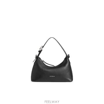 26FW 코치넬리 숄더백 E1VGF130201 001 BLACK