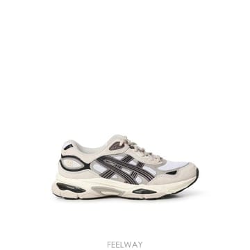 26FW 아식스 스니커즈 1203A895 104 WHITE OATMEAL
