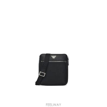 Armani 26FW �������� �Ƹ����� ���� Y4M185 Y138E81072 BLACK26FW �������� �Ƹ����� ���� Y4M185 Y138E81072 BLACK