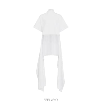 Alaia 26FW �˶��̾� ���� Ƽ���� AA9I0031J095D 000 WHITE26FW �˶��̾� ���� Ƽ���� AA9I0031J095D 000 WHITE