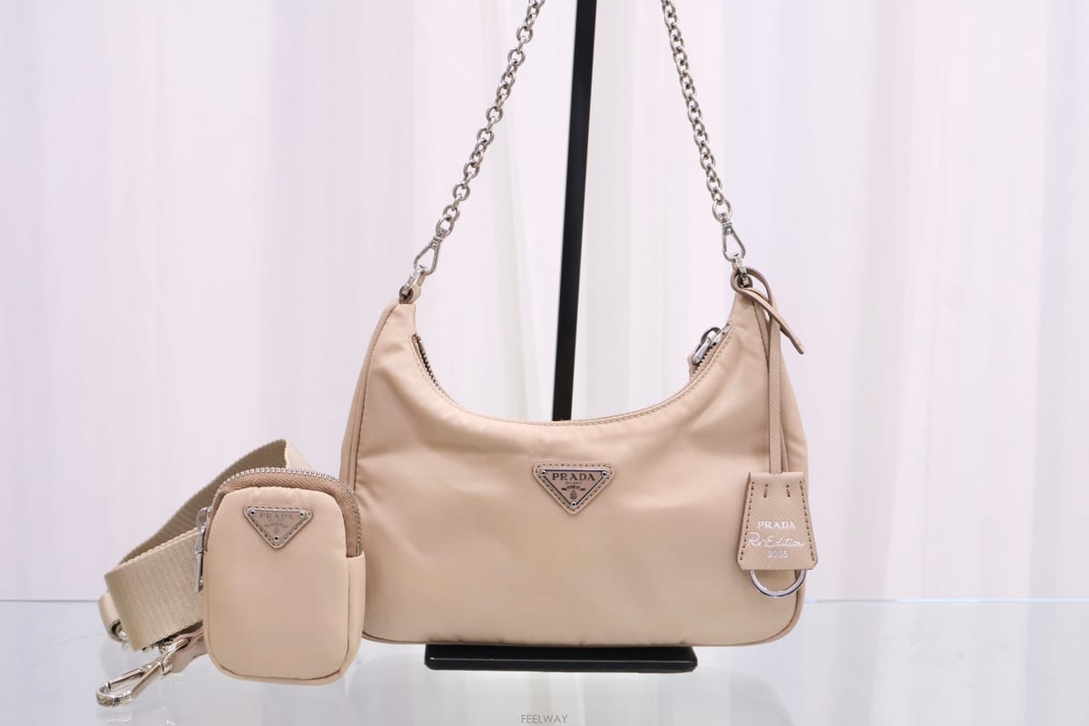 PRADA ����� �����Ϸ� �׼��� ü�� ��� ũ�ν��� 1BH204 ��ȭ����������� �����Ϸ� �׼��� ü�� ��� ũ�ν��� 1BH204 ��ȭ