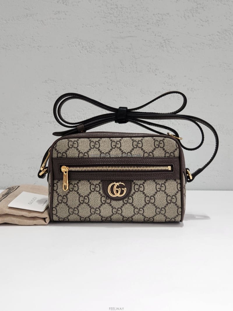 GUCCI ���� ���ǵ�� GG �̴� ũ�ν��� 772311���� ���ǵ�� GG �̴� ũ�ν��� 772311