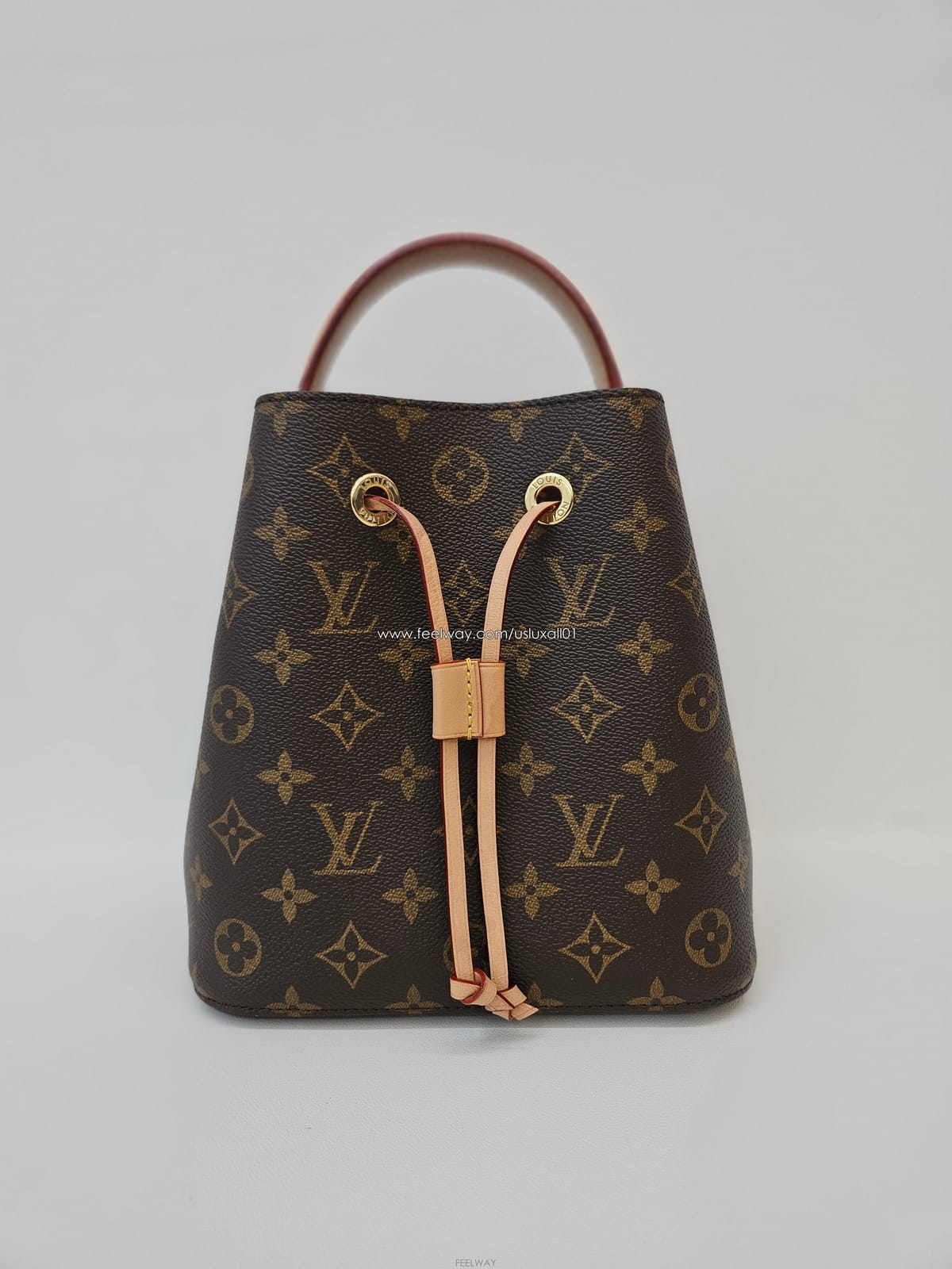 Louis Vuitton [�߰���ǰ ������ �����]���̺��� �׿��뿡 BB ��Ʈ�� M46581[�߰���ǰ ������ �����]���̺��� �׿��뿡 BB ��Ʈ�� M4