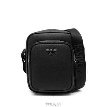 Armani 26FW �������� �Ƹ����� CROSS BODY �� Y4M387Y138E09981072 TP58106113526FW �������� �Ƹ����� CROSS BODY �� Y4M387Y138E099810