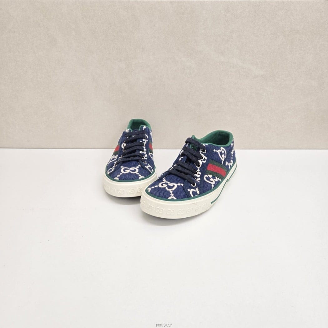 GUCCI ���� GG ��ī�� �״Ͻ� 1977 ����Ŀ�� 5.5���� GG ��ī�� �״Ͻ� 1977 ����Ŀ�� 5.5