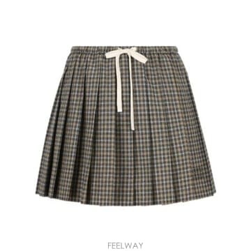 Miu Miu 26FW �̿�̿� ���� ��ĿƮ MG27526210F068U TP58056697226FW �̿�̿� ���� ��ĿƮ MG27526210F068U TP580566972