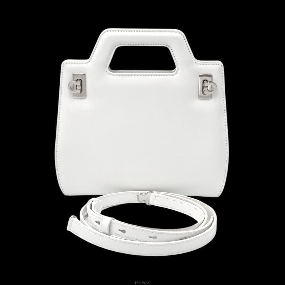 Ferragamo �䷹���� �ϴٹ� �̴��䷹���� �ϴٹ� �̴�