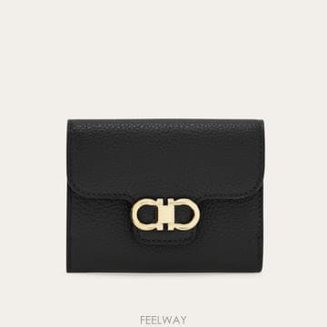 페라가모 (국내배송) 간치니 컴팩트 월렛 블랙 가죽 반지갑 220961 785777