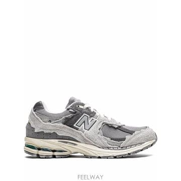 당일배송 뉴발란스 2002R 스니커즈