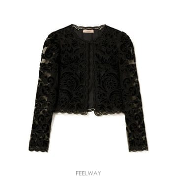 | Other Brand | ���Ϲ�� TWINSET ���̽� �÷η� �̱� ��ư ����Ǵ��Ϲ�� TWINSET ���̽� �÷η� �̱� ��ư �����