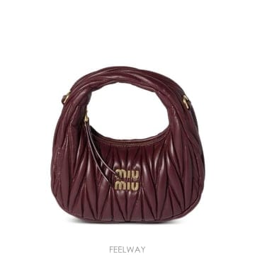 Miu Miu ���Ϲ�� �̿�̿� ���� ��Ʋ�� ���� �̴� ����Ϲ�� �̿�̿� ���� ��Ʋ�� ���� �̴� ��