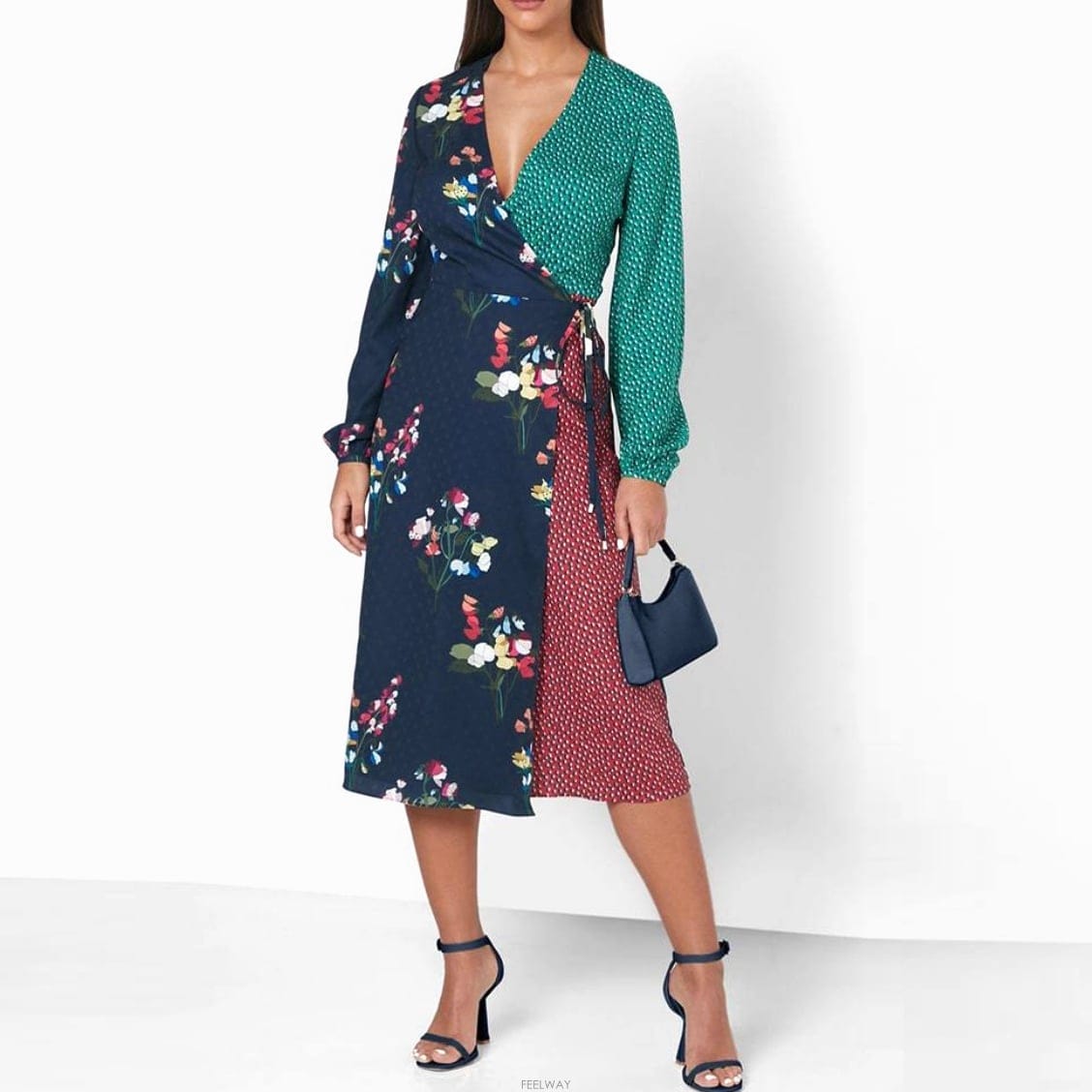 Ted Baker �׵庣��Ŀ(TED BAKER) �����ǽ� 66-77�׵庣��Ŀ(TED BAKER) �����ǽ� 66-77