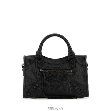 Balenciaga 26FW �߷��þư� �� ��Ƽ �� 8657632ACFH 1000 Black26FW �߷��þư� �� ��Ƽ �� 8657632ACFH 1000 Black