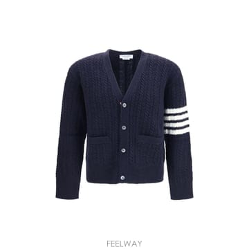 Thom Browne [K68]����� MKC661AY1005 415 ���� ��Ʈ ������ ����� V neck Sweater with[K68]����� MKC661AY1005 415 ���� ��Ʈ ������ �����