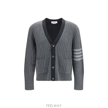 Thom Browne [K68]����� MKC650AY1018 982 ���� ��Ʈ ������ ����� Virgin wool V neck[K68]����� MKC650AY1018 982 ���� ��Ʈ ������ �����