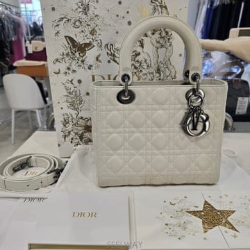 DIOR ��� ���̵� ��� �̵���� ��� �󶼵�� ���̵� ��� �̵���� ��� ��