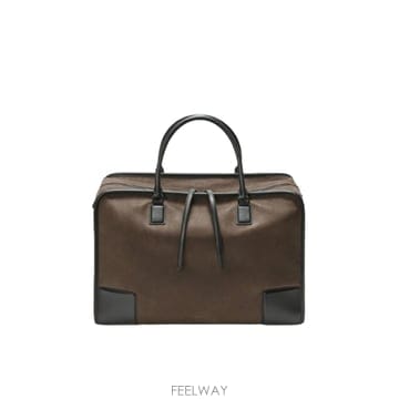 Loewe �δ��� LOEWE �ο��� �Ƹ����� 180 �긮�����̽��δ��� LOEWE �ο��� �Ƹ����� 180 �긮�����̽�