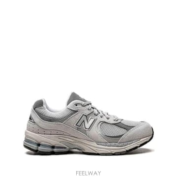 당일배송 뉴발란스 2002R 로우탑 스니커즈
