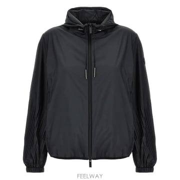 Moncler ��Ŭ���� �ĳ�Ʈ ���� �ٶ����� 1A00035 597YW 999��Ŭ���� �ĳ�Ʈ ���� �ٶ����� 1A00035 597YW 999