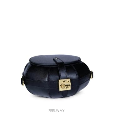 | Other Brand | 26 FW Coccinelle ���� �ڽ� ���� Ŭ��ġ E1V25150101 TP45638943126 FW Coccinelle ���� �ڽ� ���� Ŭ��ġ E1V25150101 TP4