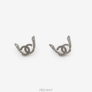 CHANEL ���� CC�ΰ� V ũ����Ż �Ͱ��� �̾ ABF761���� CC�ΰ� V ũ����Ż �Ͱ��� �̾ ABF761
