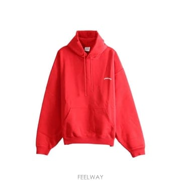 Vetements 26 FW ��Ʈ�� �ΰ� ����Ʈ ��ν�Ʈ�� �ĵ�Ƽ MH27HD235R TP45722311326 FW ��Ʈ�� �ΰ� ����Ʈ ��ν�Ʈ�� �ĵ�Ƽ MH27HD235R 